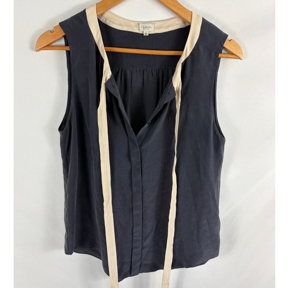 Babaton Aritizia 100% Silk Tie Neck Sleeveless Blouse Size Small